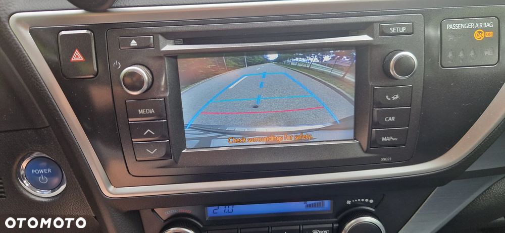 Toyota Auris - 18