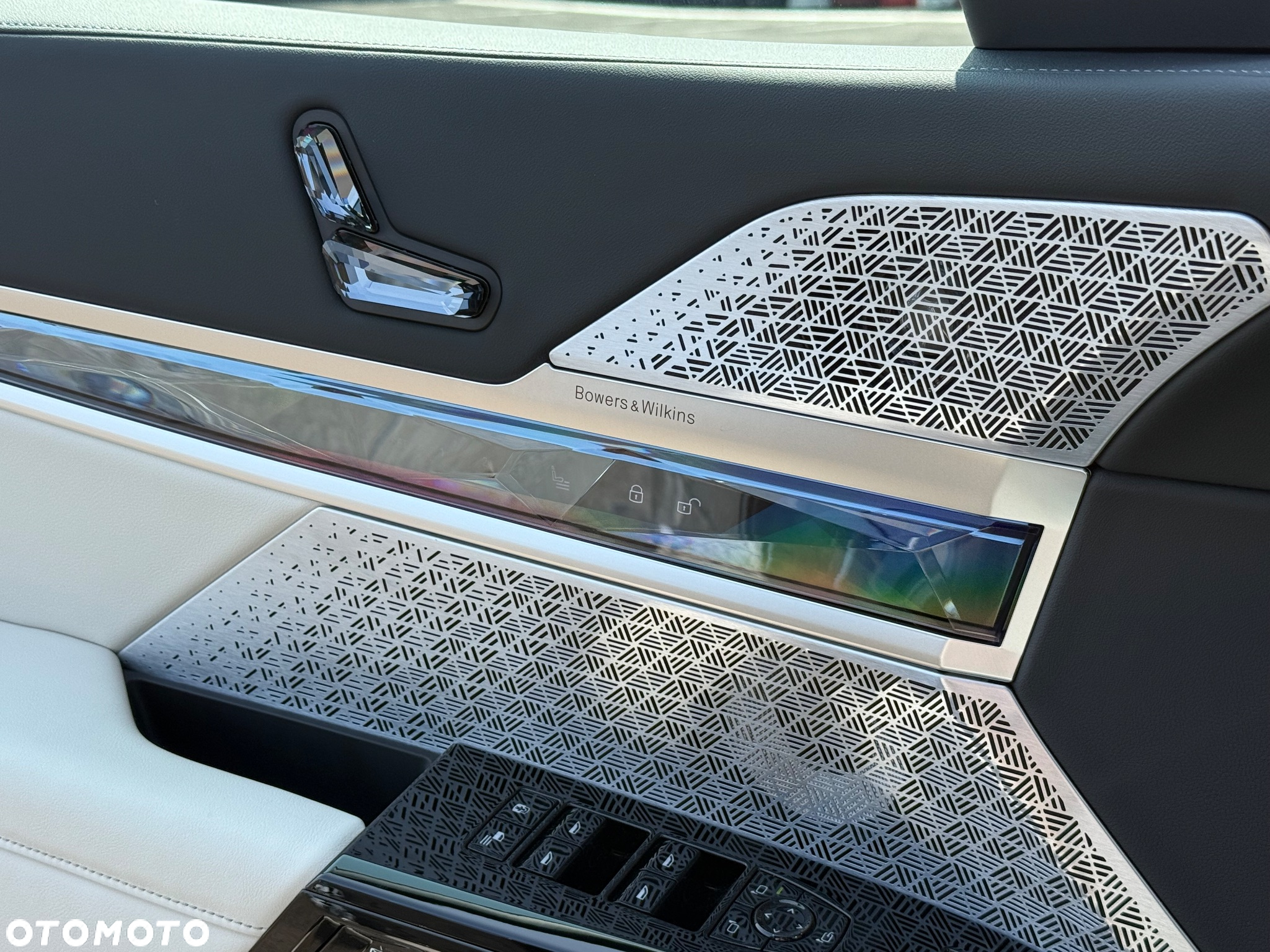 BMW i7 xDrive60 - 22