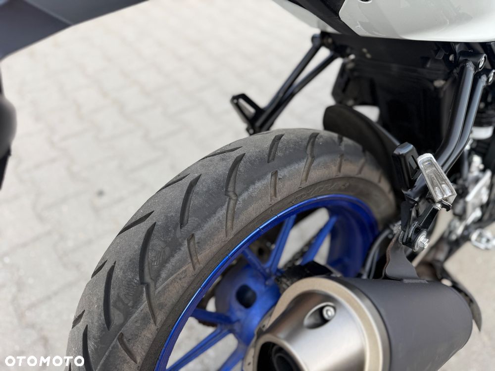Suzuki GSX - 15