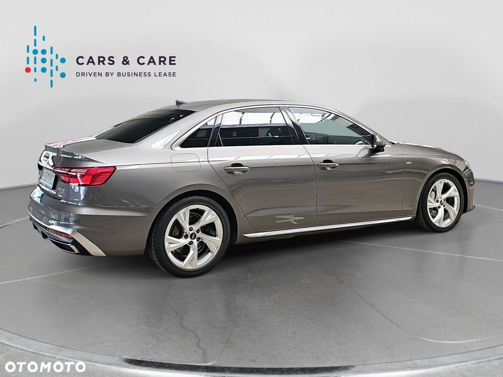 Audi A4 Limousine - 9