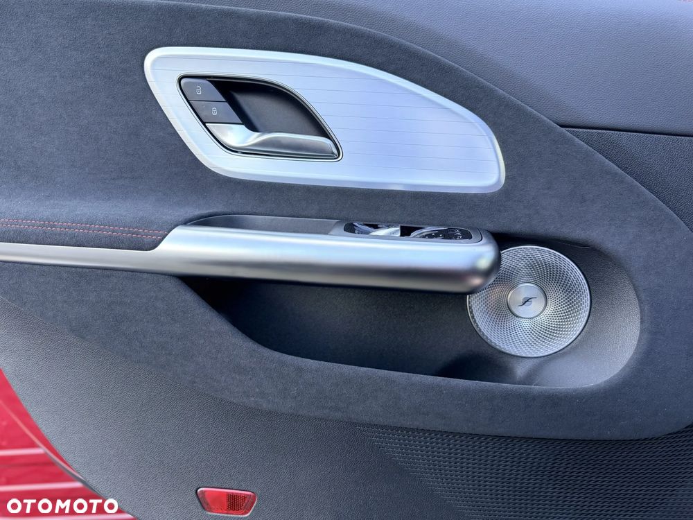 Mercedes-Benz CLA - 16