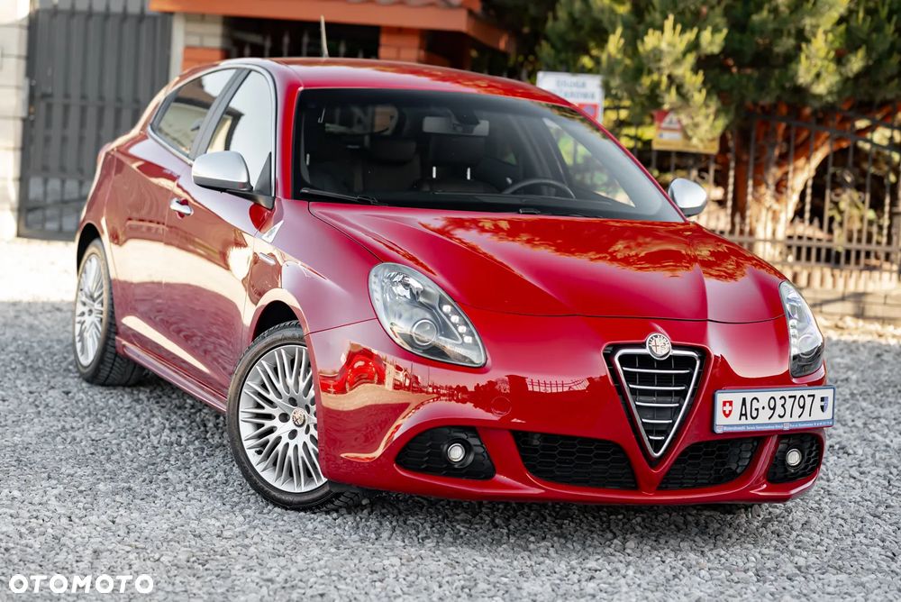 Alfa Romeo Giulietta 1.8 TBi 16V Quadrifoglio Verde - 2