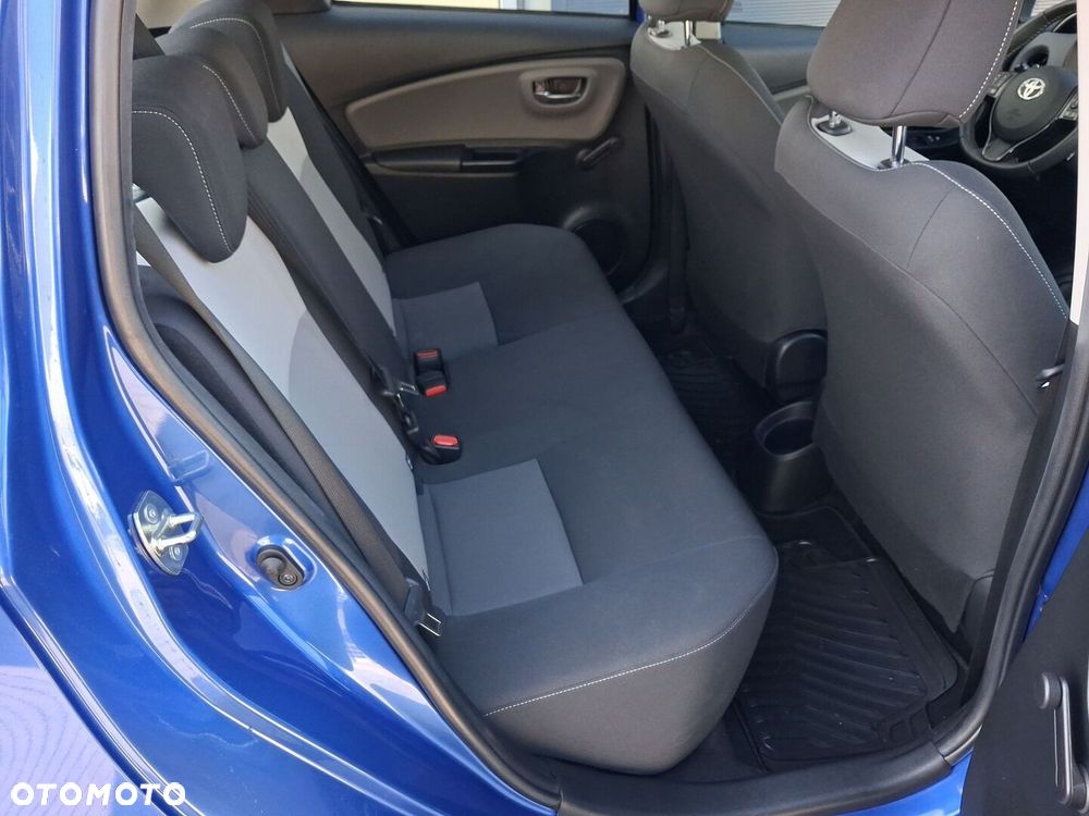 Toyota Yaris 1.5 Premium CVT - 12