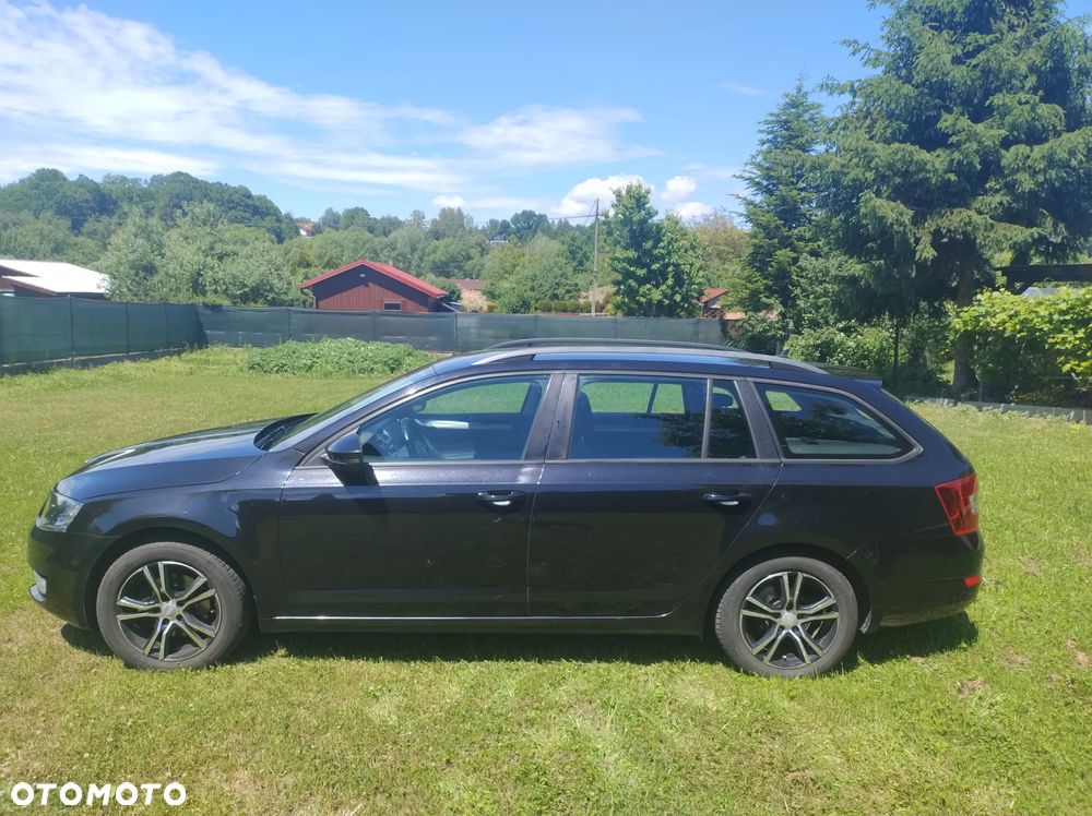 Skoda Octavia 2.0 TDI Ambition DSG - 1
