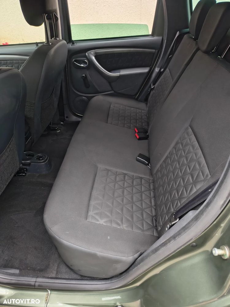 Dacia Duster 1.5 dCi 4x4 Laureate - 12