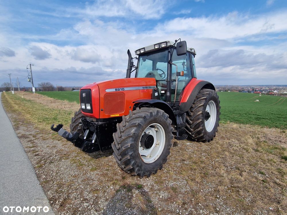 Massey Ferguson - 1