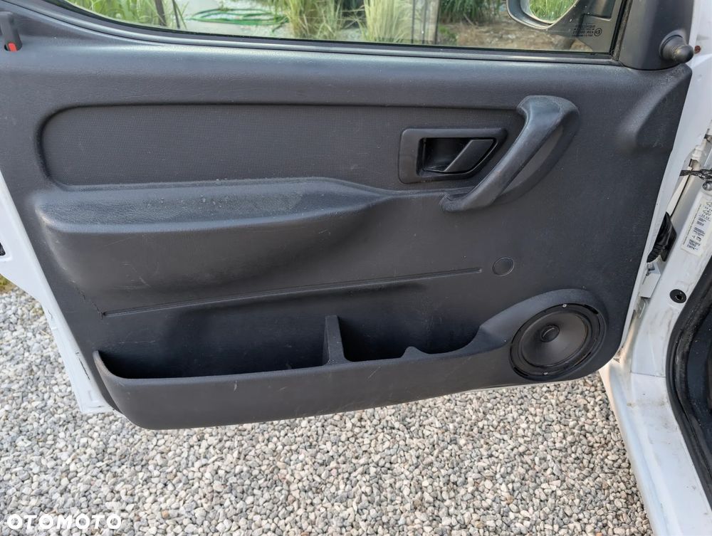 Citroën BERLINGO - 11