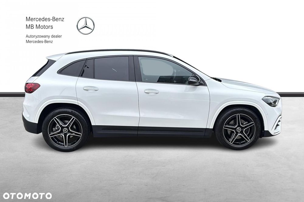 Mercedes-Benz GLA - 6