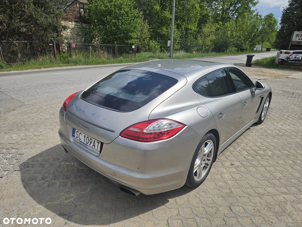 Porsche Panamera - 13