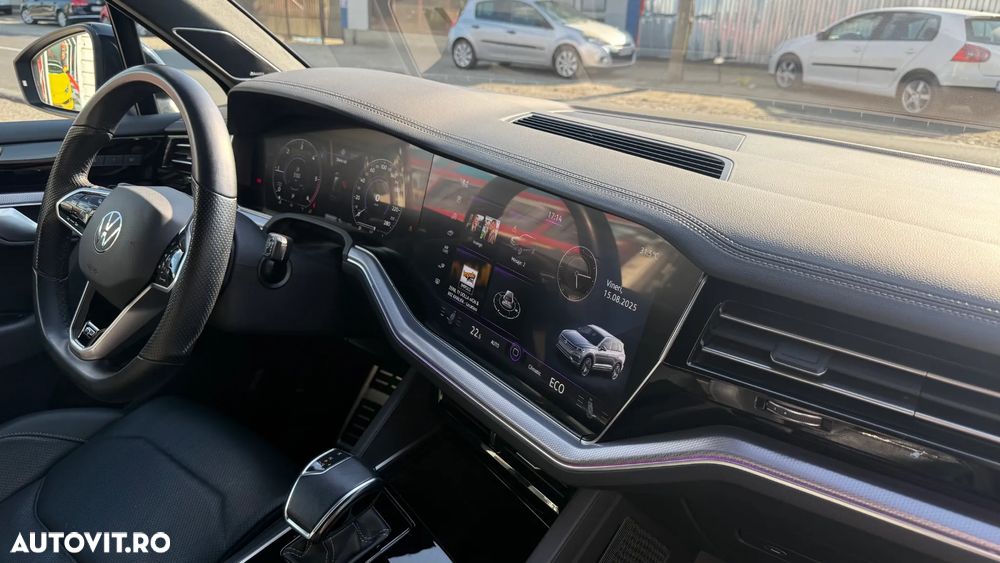 Volkswagen Touareg 3.0 V6 TDI SCR 4Motion Automatik R-Line - 12