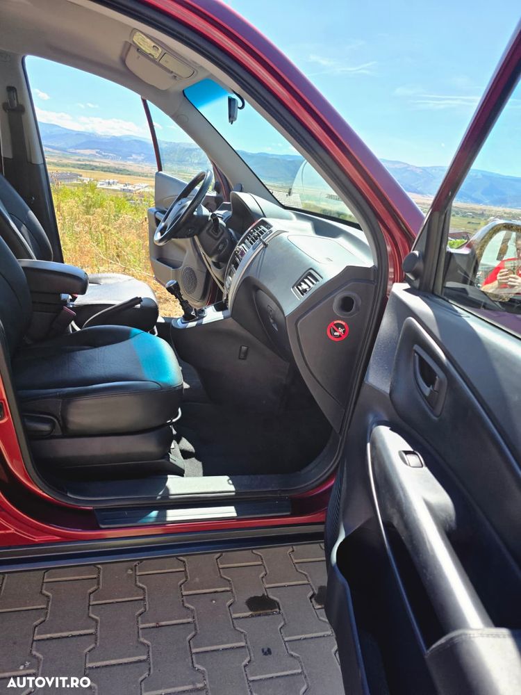 Hyundai Tucson 2.0 CRDI VGT 4WD - 13