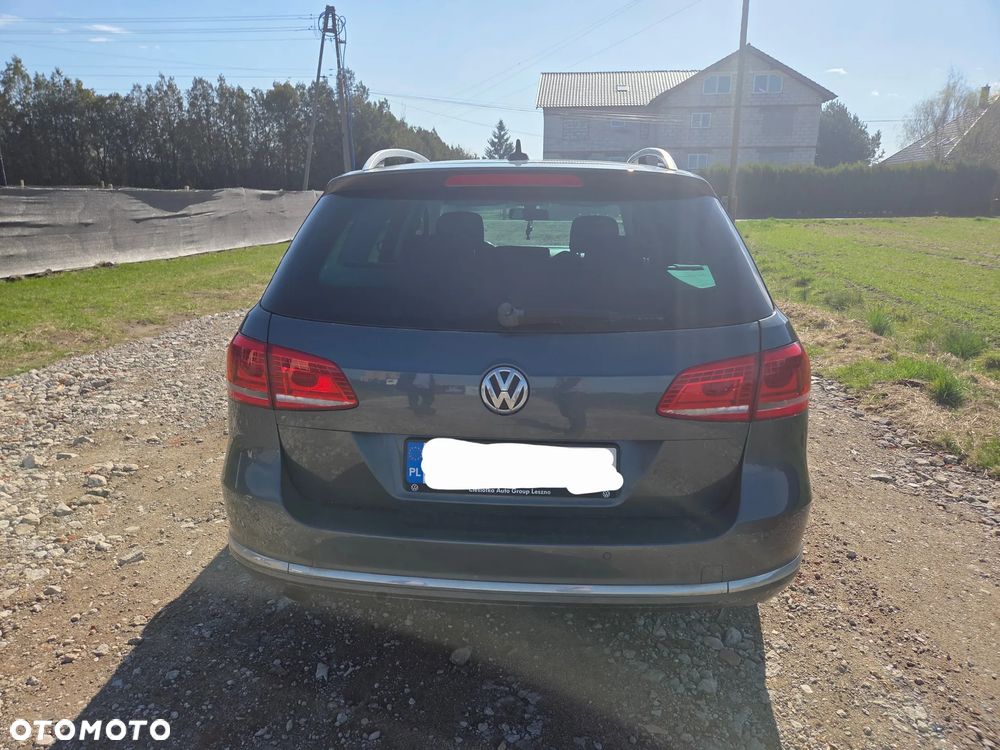 Volkswagen Passat 1.6 TDI DPF BlueMotion Technology Highline - 6
