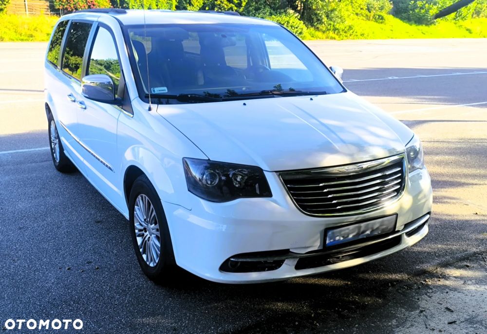 Chrysler Town & Country 3.6 Touring - 3