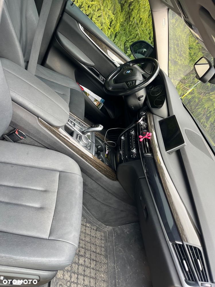 BMW X5 xDrive35i - 11