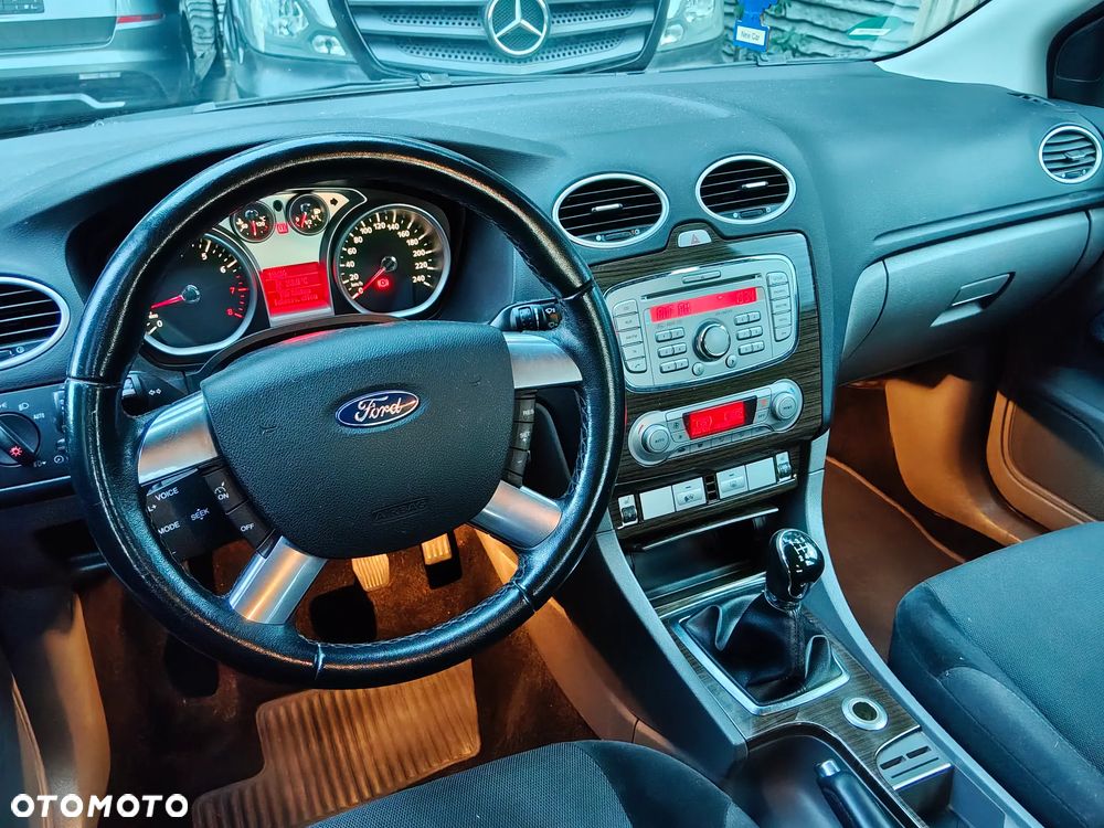 Ford Focus - 18