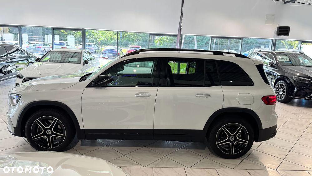 Mercedes-Benz GLB 200 AMG Line 7G-DCT - 3