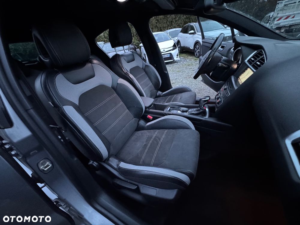 Citroën DS4 Cross 1.6 BlueHDi Be Chic S&S EAT6 - 17