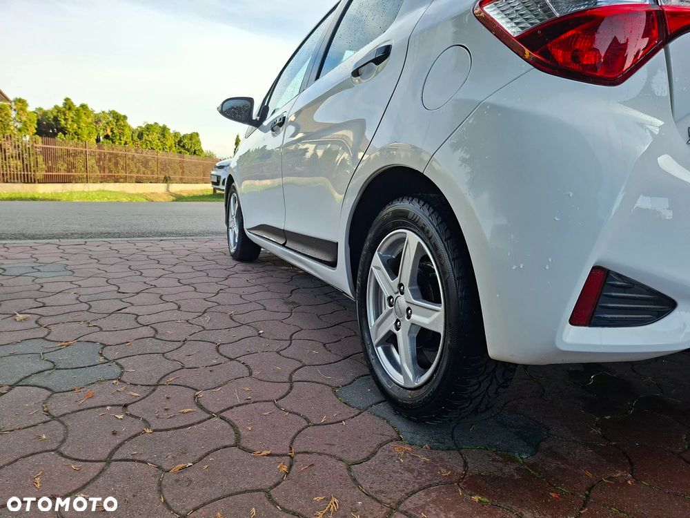 Toyota Yaris - 18