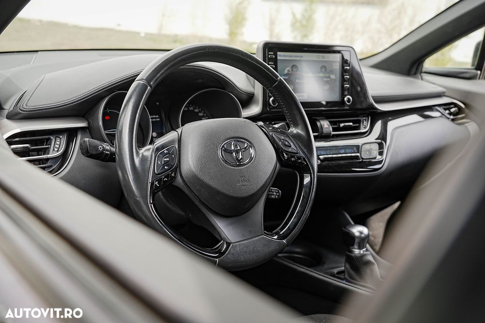 Toyota C-HR 1.8 HSD 122 CP 4x2 CVT Core - 16