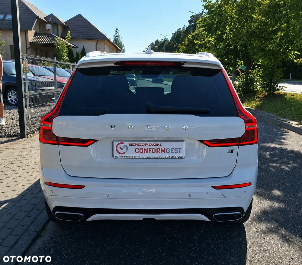 Volvo XC 60 D4 AWD Geartronic RDesign - 36