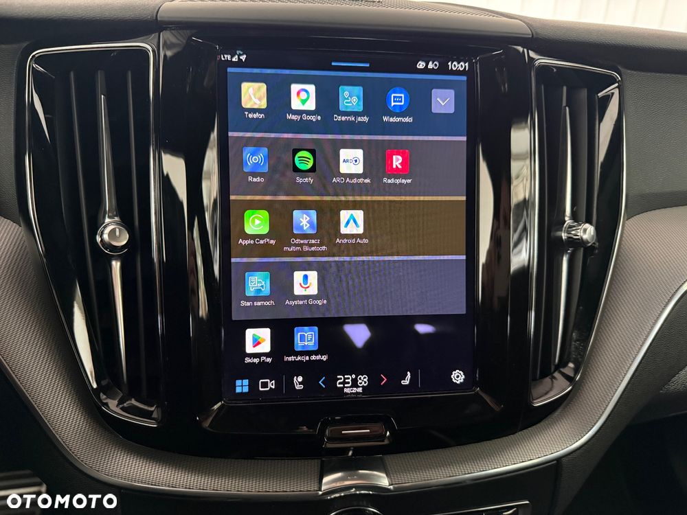 Volvo XC 60 B4 D AWD Plus Dark - 31