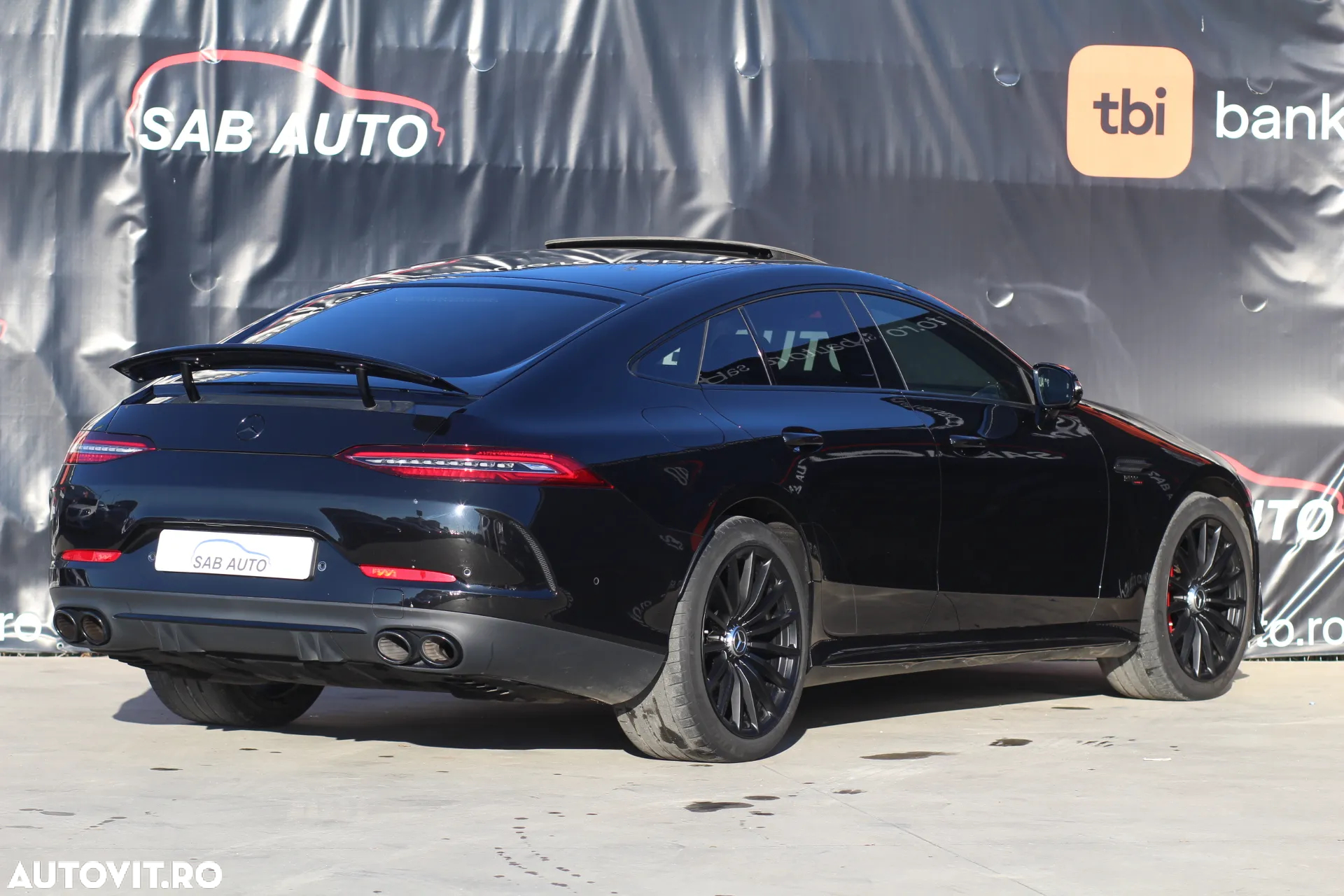 Mercedes-Benz AMG GT 43 4MATIC+ MHEV - 24