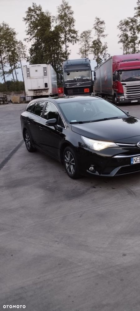Toyota Avensis 2016