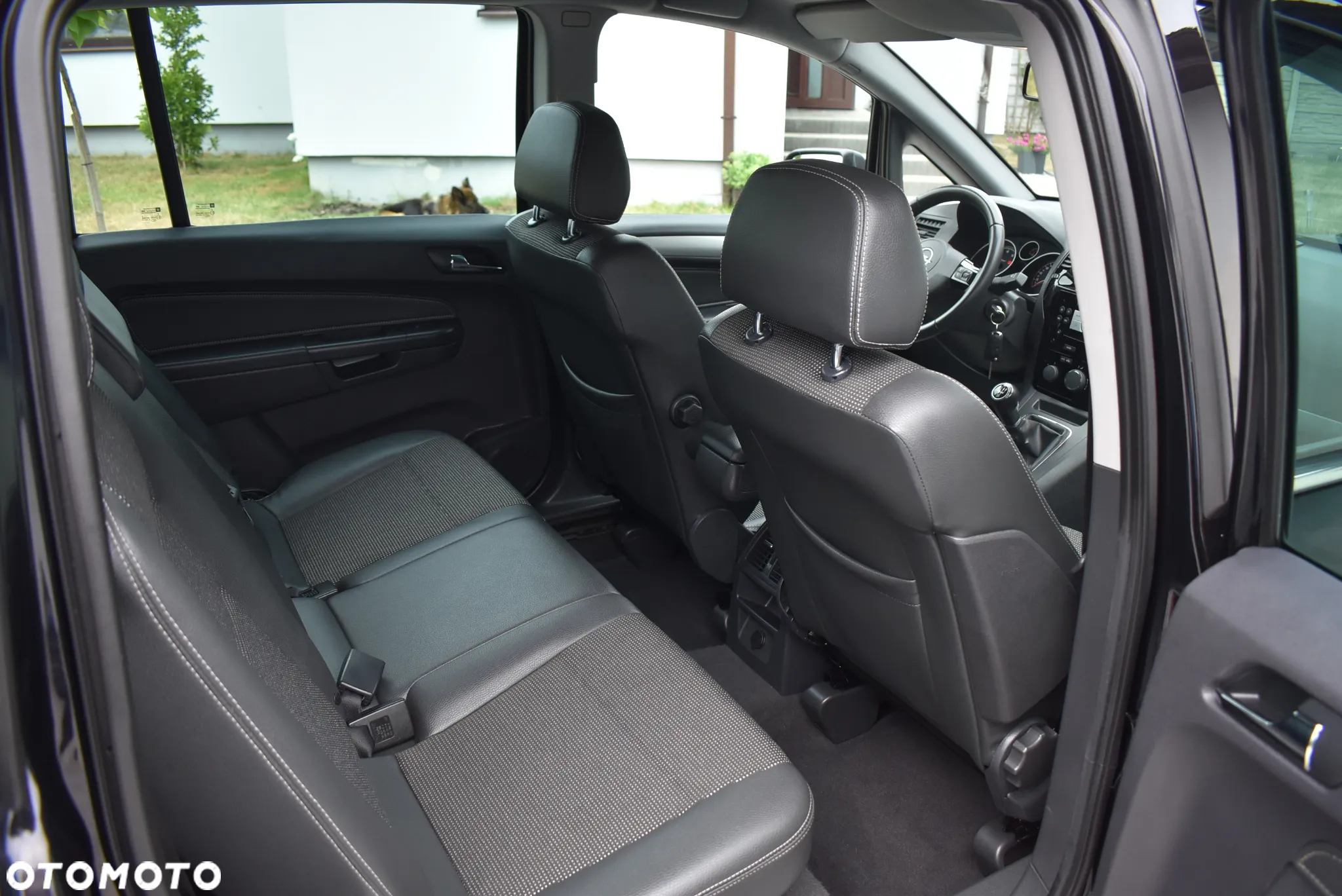 Opel Zafira - 29