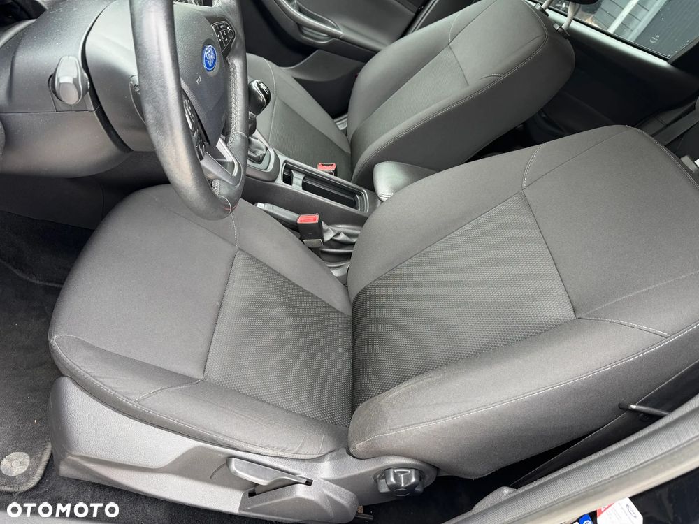 Ford Focus 1.0 EcoBoost Titanium - 20