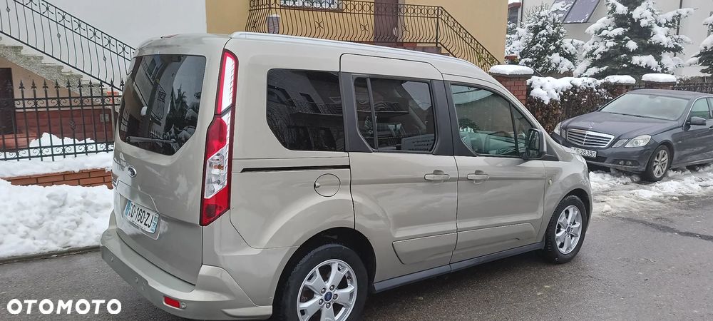 Ford Tourneo Connect 1.6 TDCi Titanium - 16