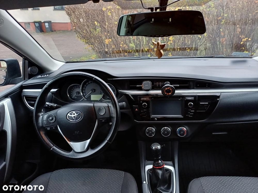 Toyota Corolla 1.6 Comfort - 8