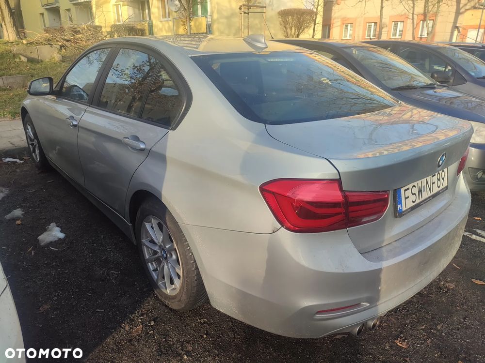 BMW Seria 3 320d - 18