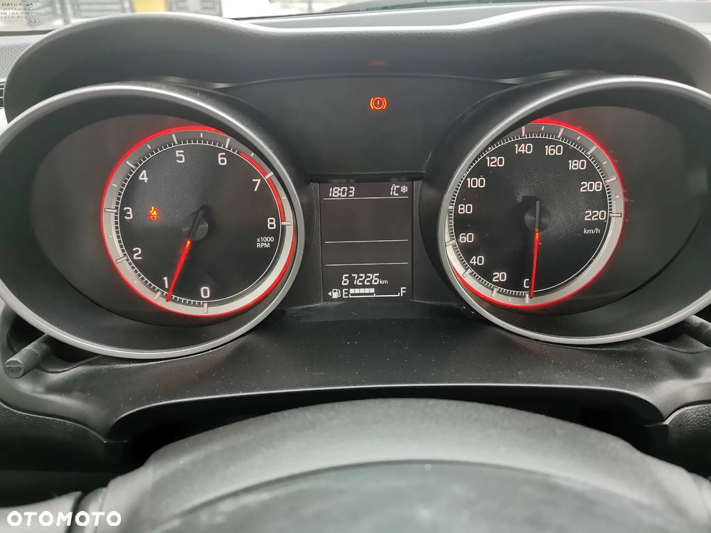 Suzuki Swift 1.2 Dualjet Club - 26