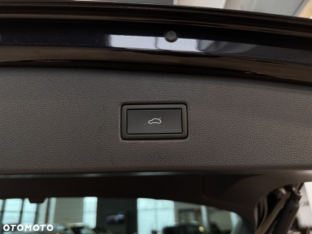 Volkswagen Tiguan - 14