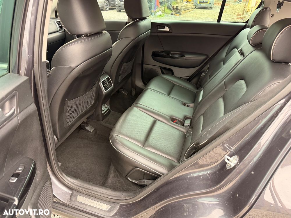 Kia Sportage 2,0 CRDI AWD Spirit - 17