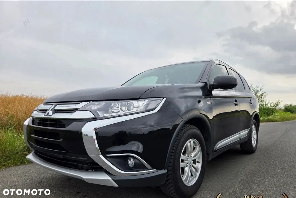 Mitsubishi Outlander - 1