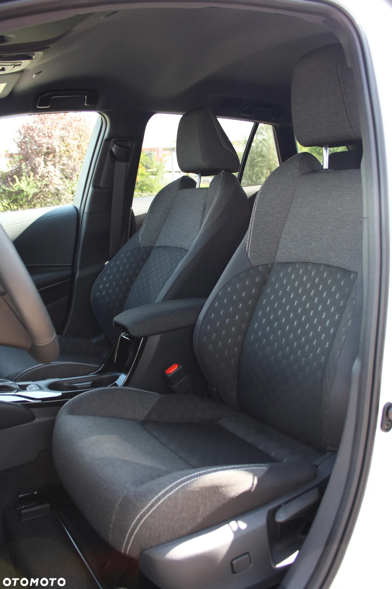 Suzuki Swace 1.8 Hybrid Premium Plus CVT - 17