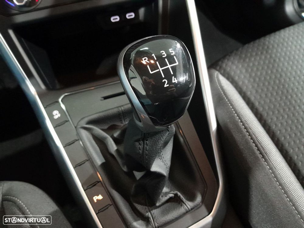 VW Polo 1.0 TSI Urban - 18