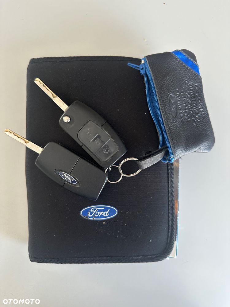 Ford Fiesta - 16