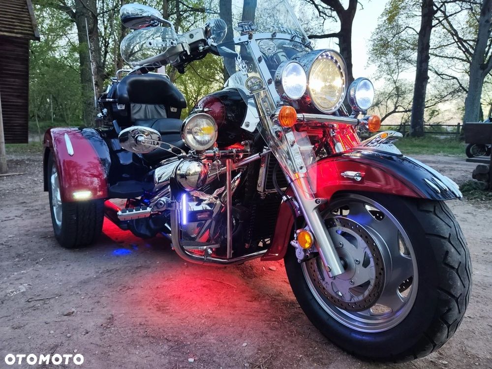 Suzuki Boulevard - 8