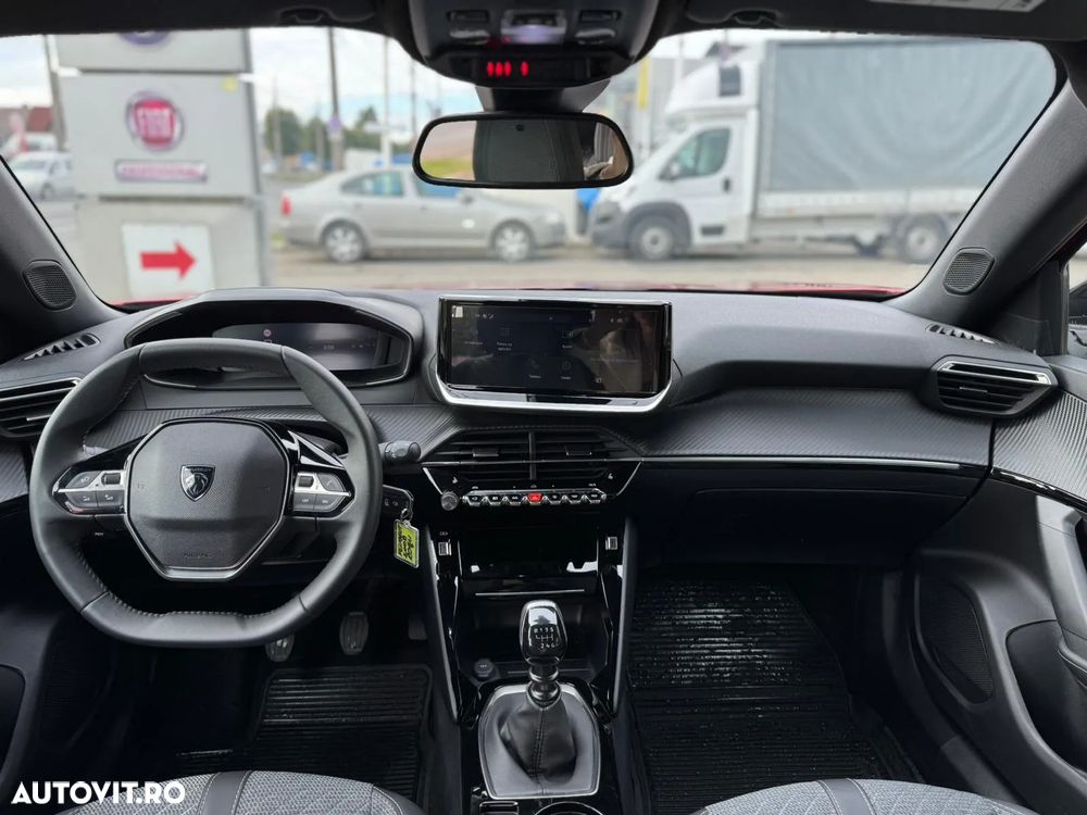 Peugeot 2008 1.2L PureTech 100 S&S BVM6 Allure - 10