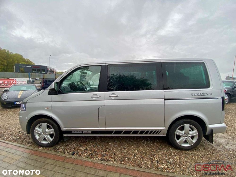 Volkswagen Multivan - 8
