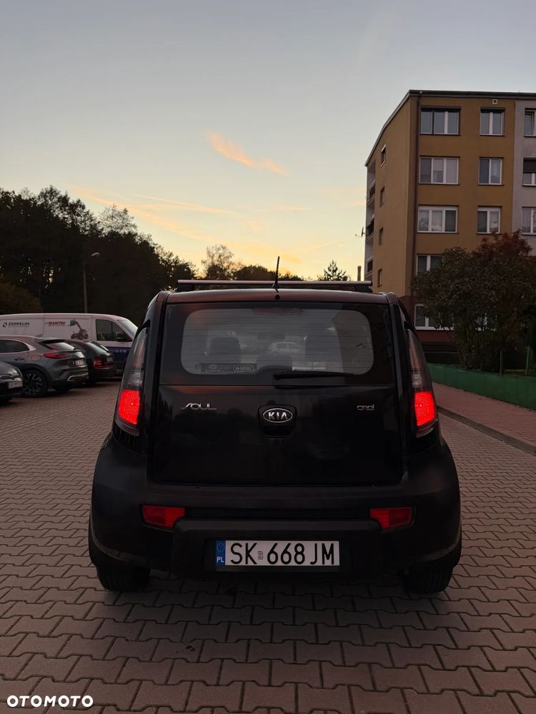 Kia Soul 1.6 CRDi M - 8