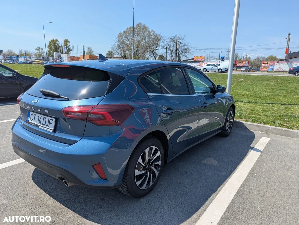 Ford Focus 1.0 EcoBoost 6MT MHEV Titanium X - 3