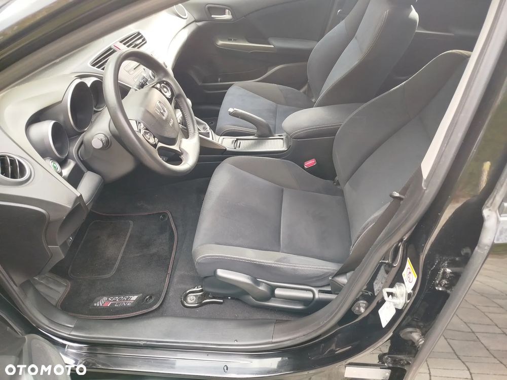 Honda Civic 1.8 i-VTEC Sport - 4