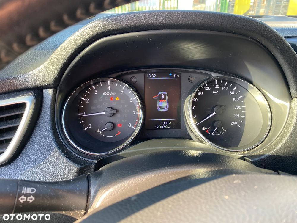 Nissan Qashqai 1.2 DIG-T Acenta EU6 - 6