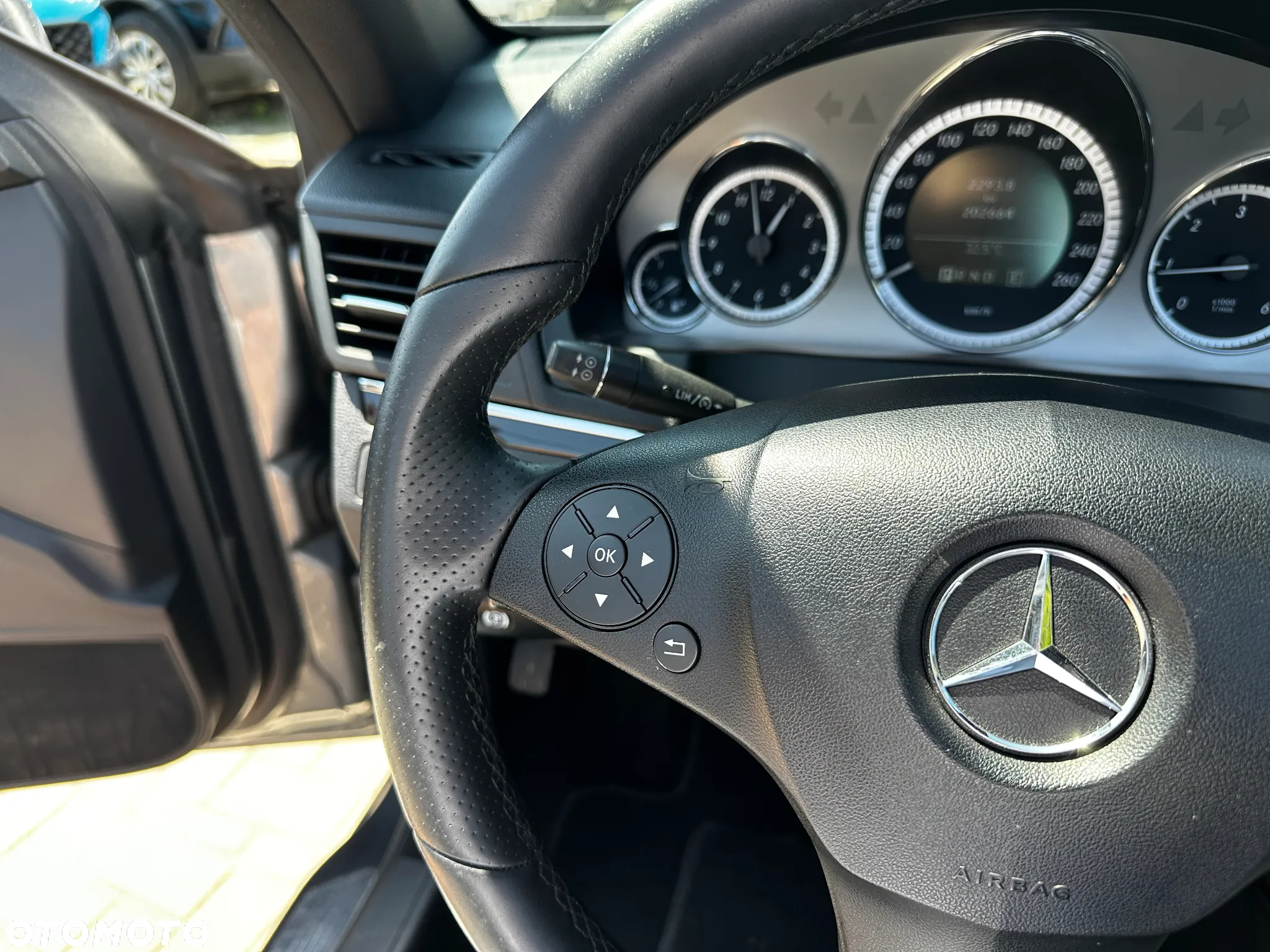 Mercedes-Benz Klasa E - 10
