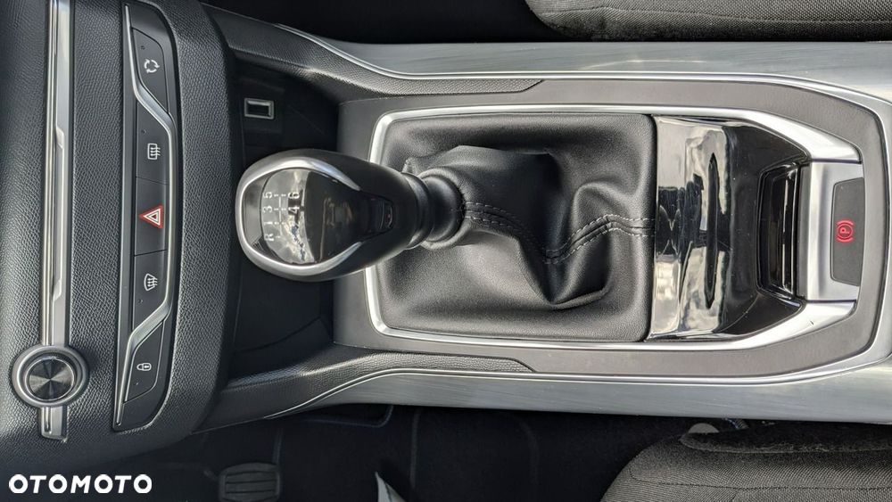Peugeot 308 1.5 BlueHDi Active S&S - 28