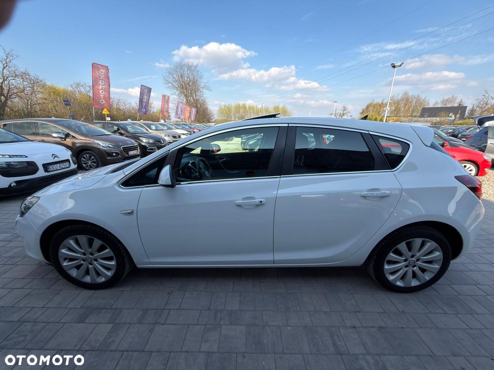 Opel Astra 1.4 Turbo Edition - 10