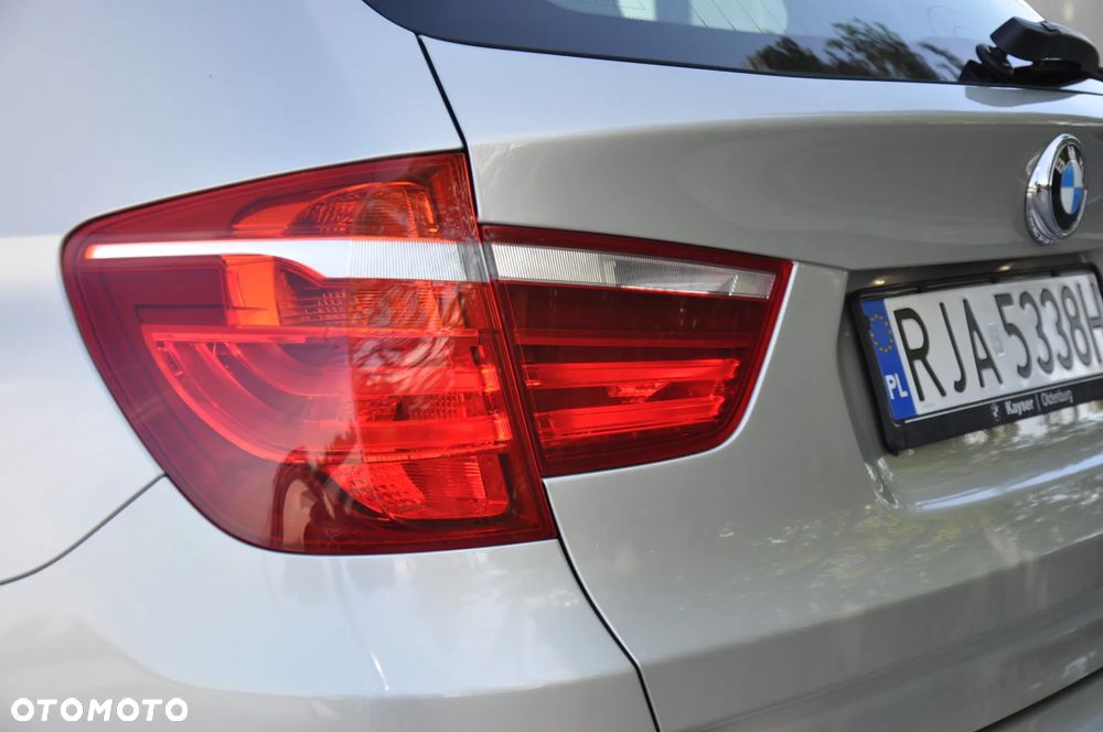 BMW X3 xDrive20d - 17